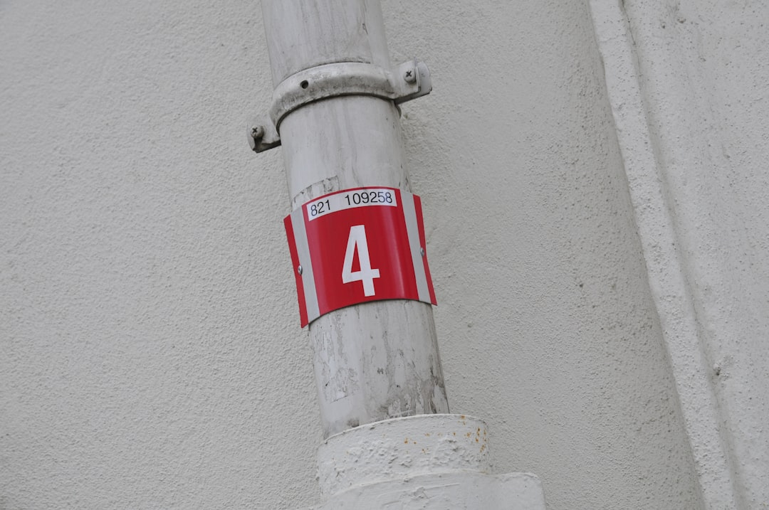 Débouchage de canalisation avec équipement professionnel